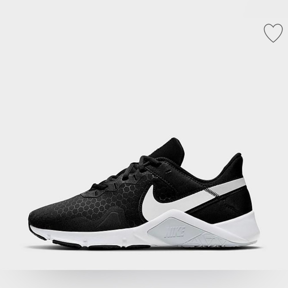 WOMEN'S NIKE LEGEND ESSENTIAL 2 TRAINING SHOES